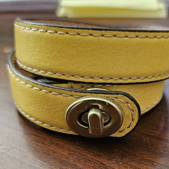 Coach 96317 Leather Double Wrap Turnlock Bracelet Yellow - Picture 2 of 7